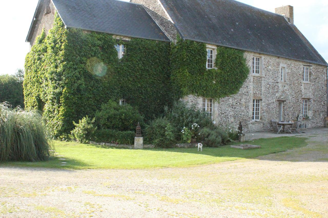 Bayeux - Domaine Le Vivier Bed & Breakfast Castillon  Exterior photo